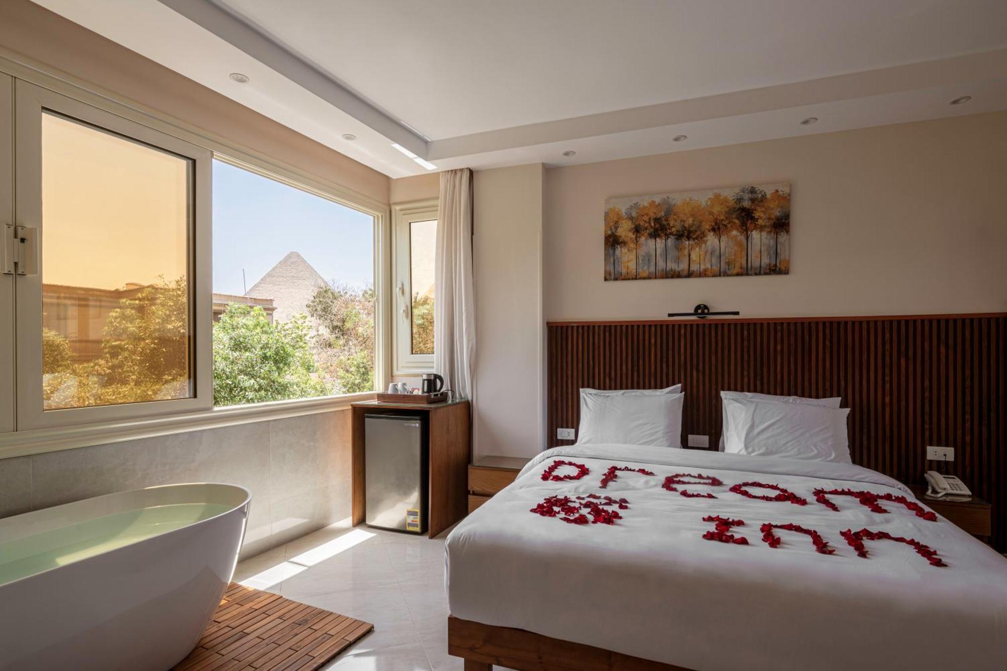 Dream Inn Pyramids View Kafret el-Gabal Exteriör bild