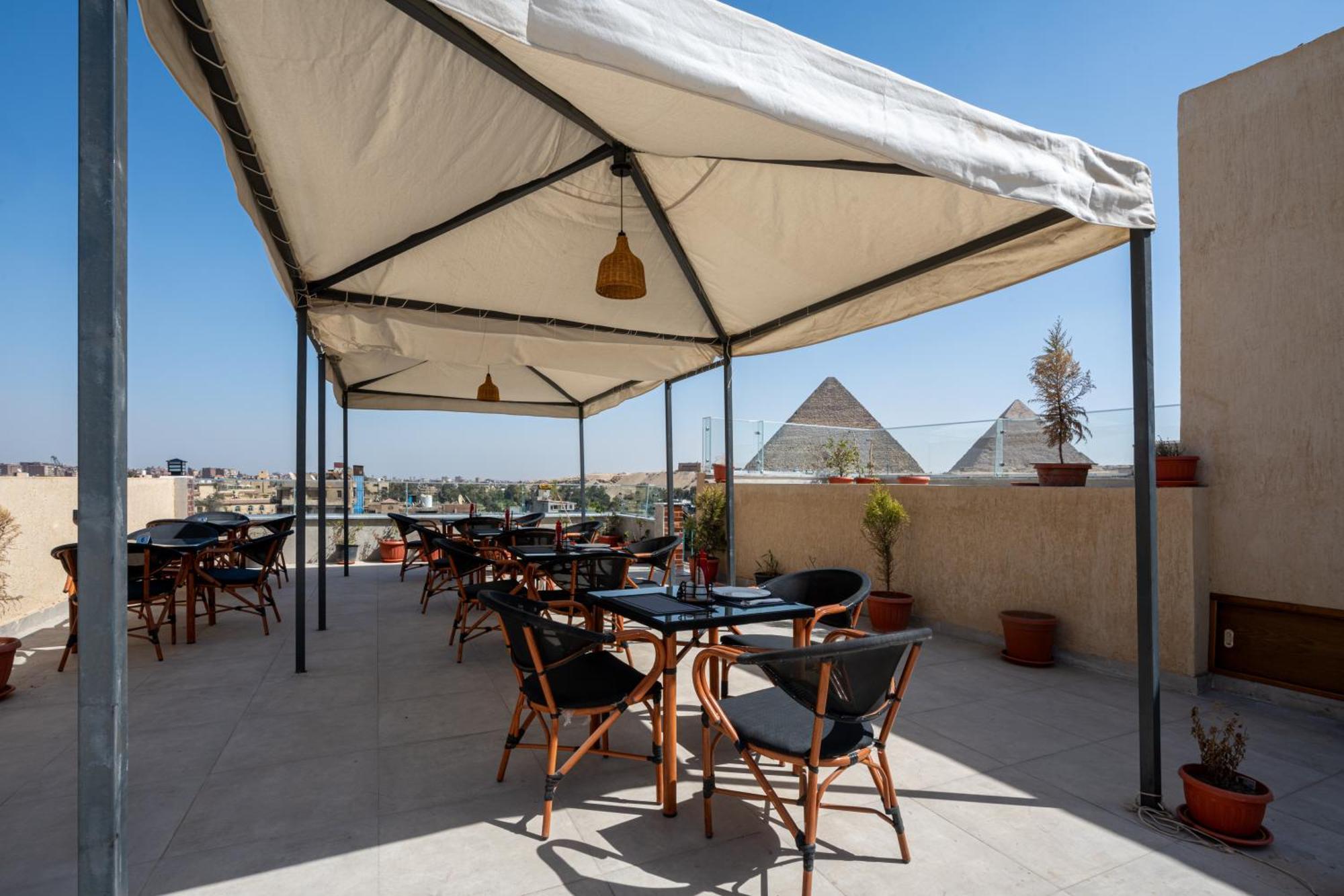 Dream Inn Pyramids View Kafret el-Gabal Exteriör bild